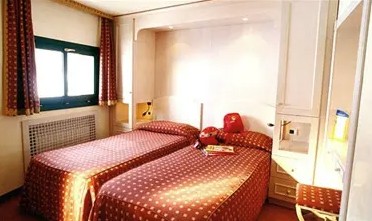 Hotel Duchi d’Aosta - Sestriere - Italy - Bedroom