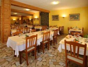 Hotel Holiday Debili_3
