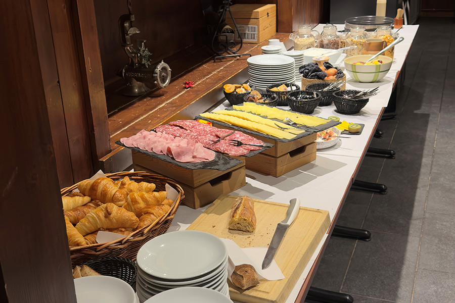 La-Refuge-Food-900x600px-2026-7