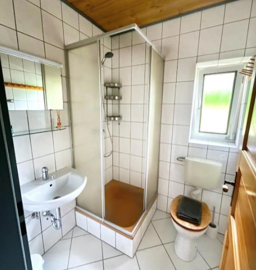 Hotel-Wildrose-Zillertal-Austria-Bathroom-2