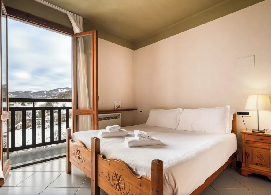 Miramonti-Frabosa-Bedroom-1