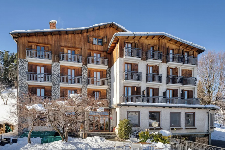 Miramonti-Frabosa-Outside-hotel