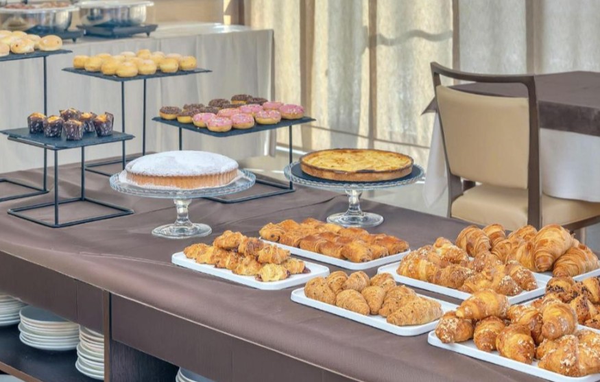 Park-Hotel-Mondovi-dinning